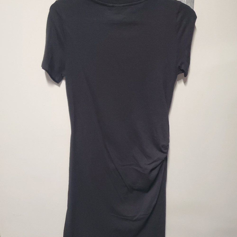 LBD - Picture 3 of 4